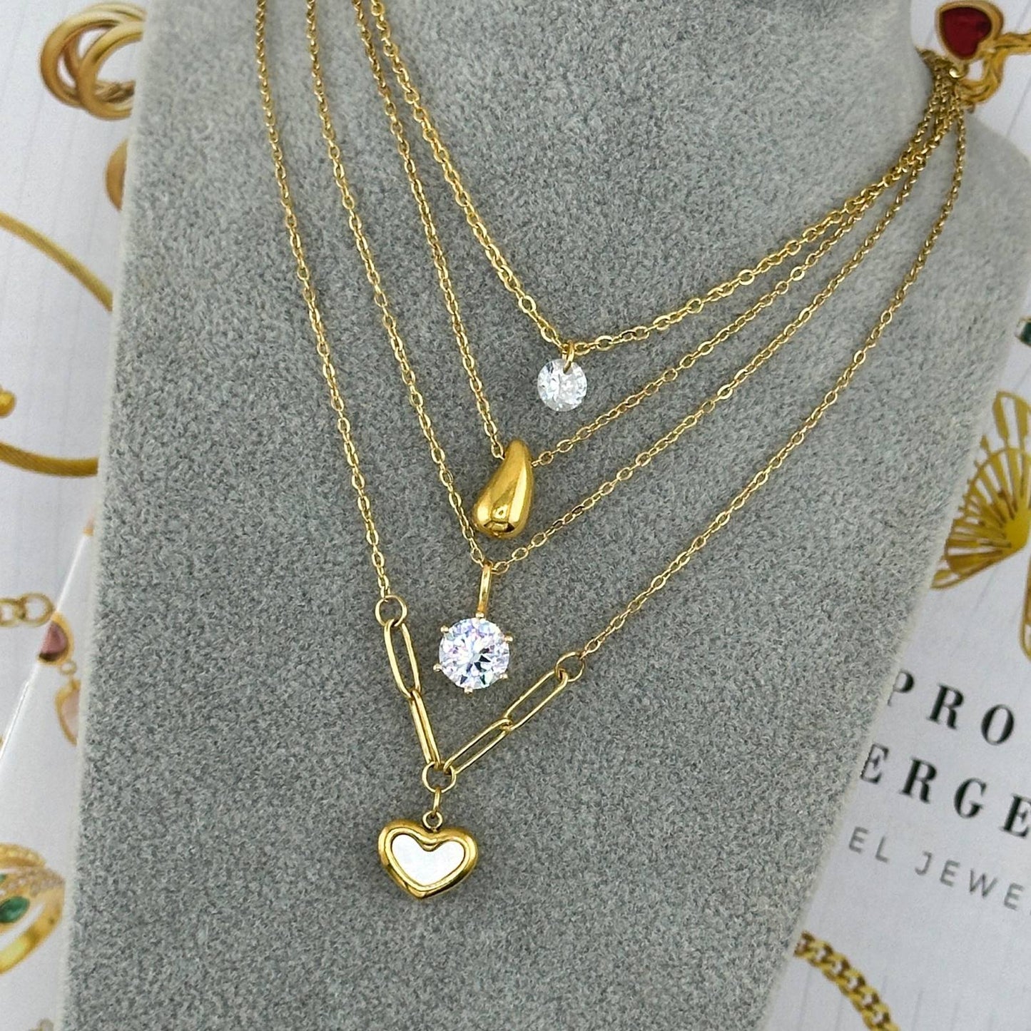 Minimal Gold Teardrop Pendant Necklace